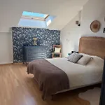 Dom wakacyjny Petit Cocon A 5 Min Du Chateau De Sedan *