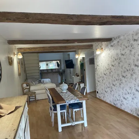 Petit Cocon à 5 Min De Hébergement de vacances Sedan