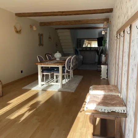 Petit Cocon à 5 Min De Hébergement de vacances Sedan