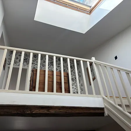 Дом отдыха Petit Cocon A 5 Min Du Chateau De *